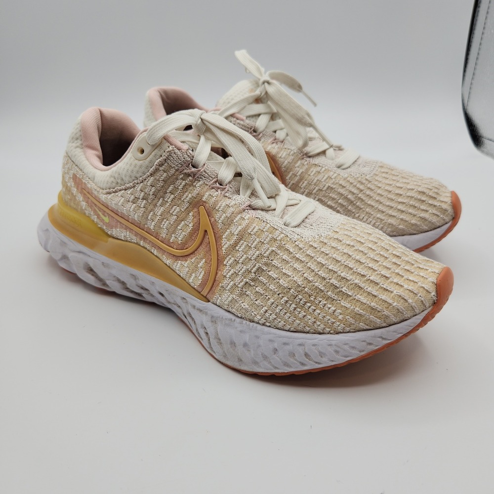 Nike React Infinity Run Flyknit 3 DD3024-102 Running Shoes Women's 8 Beige Logo